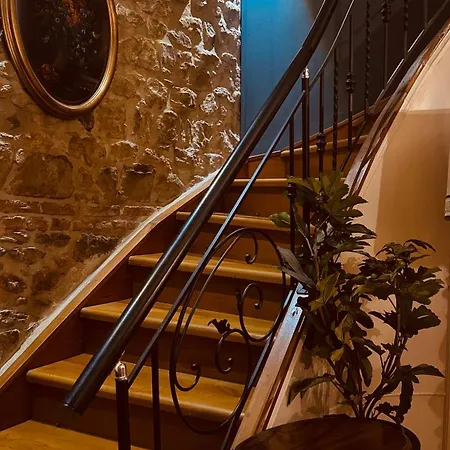 Guest house Elezi 2 4*